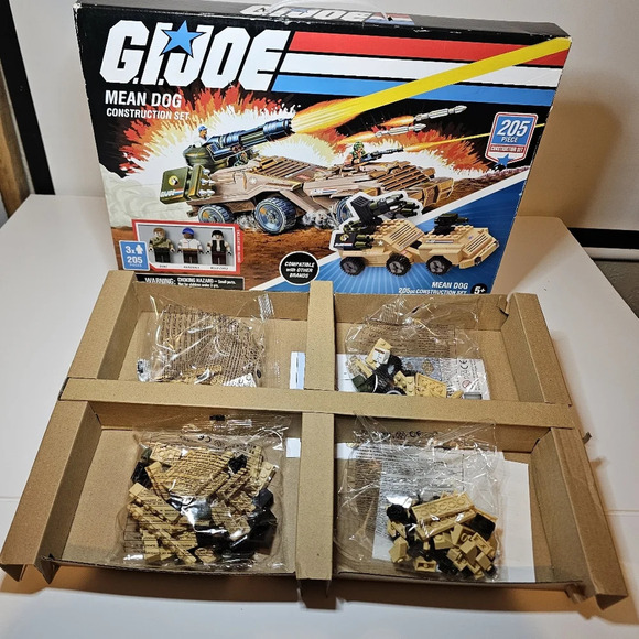GI Joe Mean Dog Tank Construction Set Duke Hardball Wildcard Minifigure Open Box - Picture 5 of 9